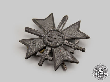 germany,_wehrmacht._a_mixed_lot_of_insignia_and_decorations_l22_mnc4433_658