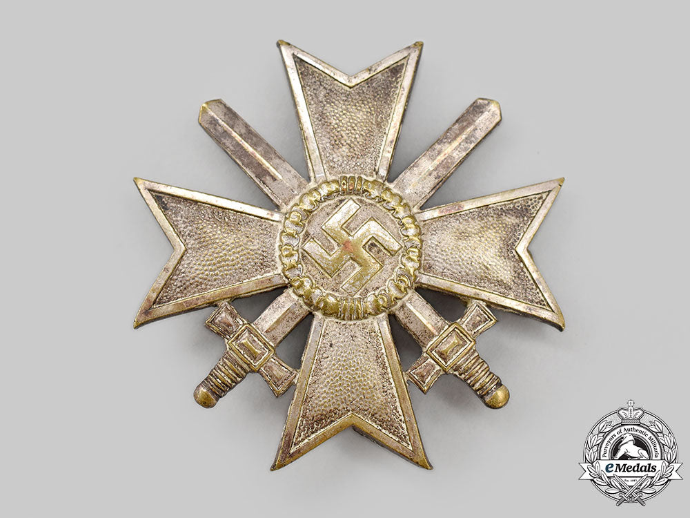 germany,_wehrmacht._a_war_merit_cross_i_class_with_swords_and_case,_by_c.e._juncker_l22_mnc4434_246_1_1_1_1