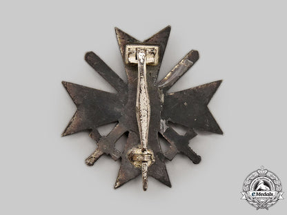 germany,_wehrmacht._a_mixed_lot_of_insignia_and_decorations_l22_mnc4434_657