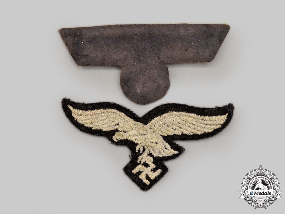 germany,_wehrmacht._a_mixed_lot_of_insignia_and_decorations_l22_mnc4438_661