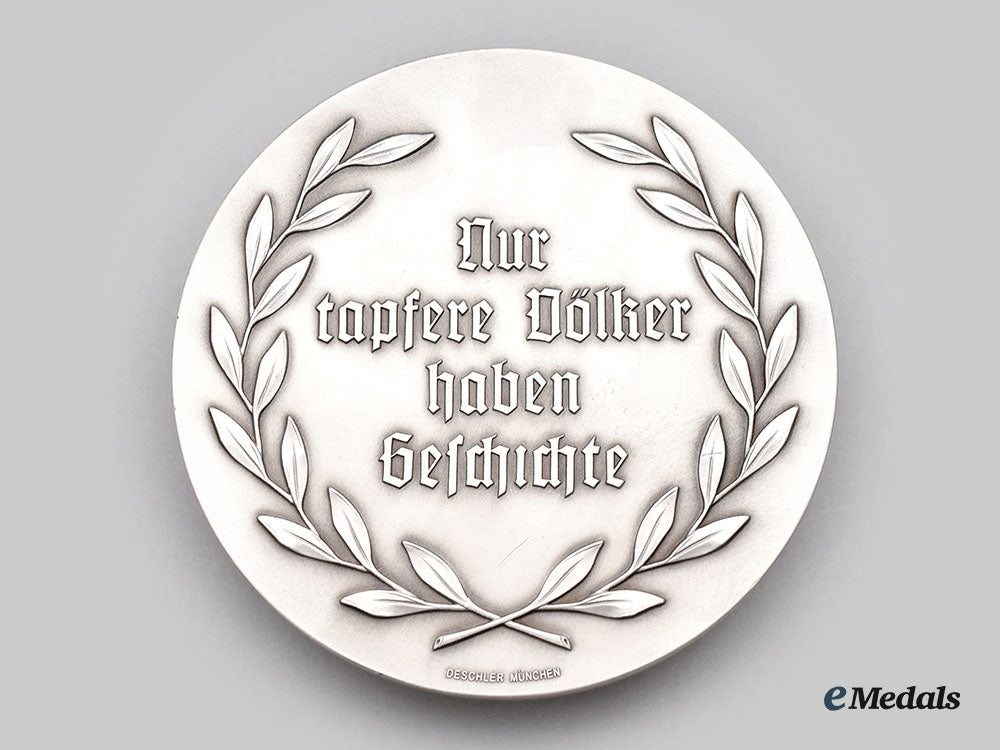 germany,_third_reich._a_prototype_table_medal_for_the1940_nuremberg_rally,_by_deschler&_sohn_l22_mnc4499_438