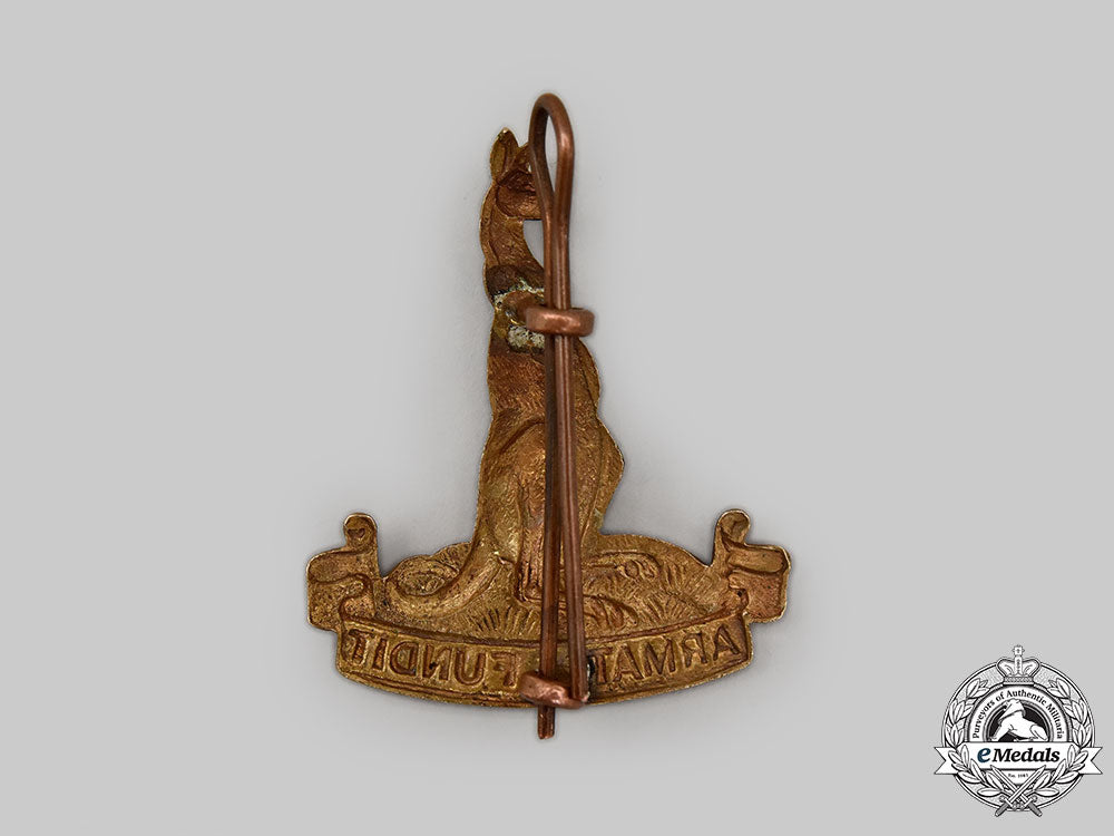 canada,_commonwealth._a1_st_canadian_armoured_carrier_regiment(1_cacr)_cap_badge_l22_mnc4531_694_1_1_1_1