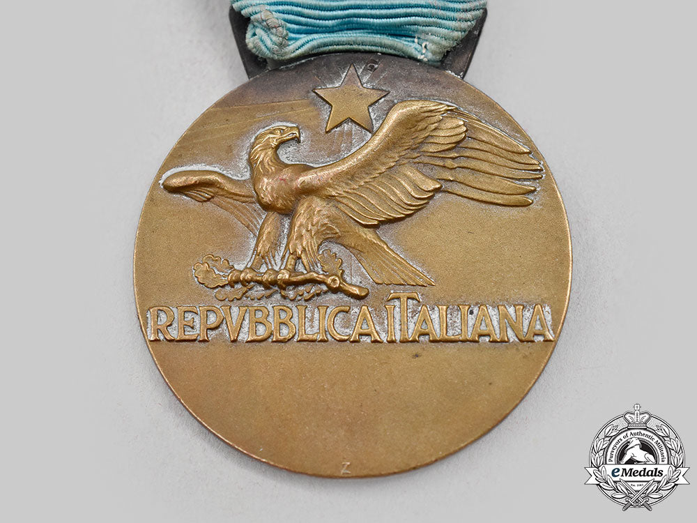italy,_republic._a_medal_for_military_aeronautical_long_service,_bronze_grade_l22_mnc4541_256