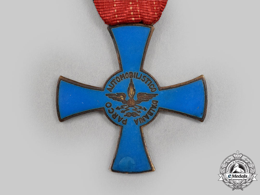 italy,_kingdom._a_rare_cross_for_the_car_division_in_albania1940-1941_l22_mnc4637_199_1