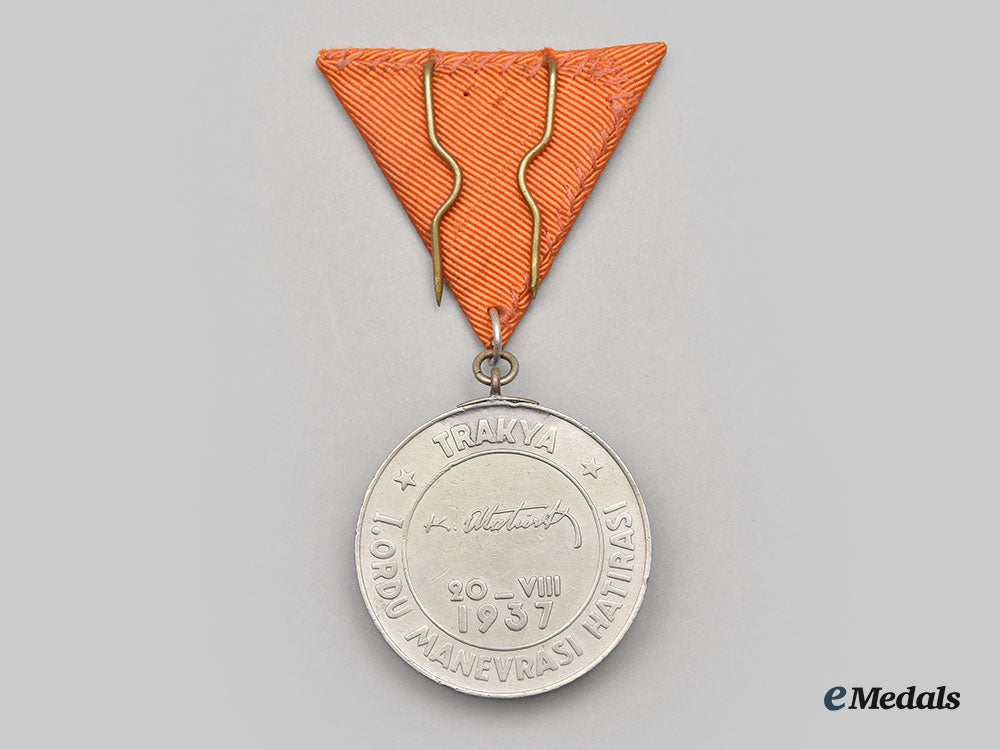 turkey,_republic._a1_st_army_thrace_maneuvers_medal1937,_issued_to_hungarian_military_officer,_lieutenant_colonel_oscar_baitz_of_beodra_l22_mnc4655_368_1