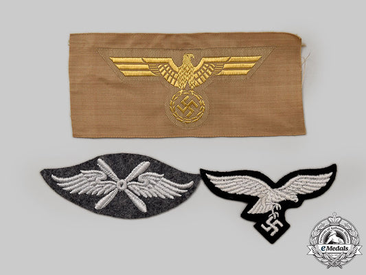 germany,_wehrmacht._a_mixed_lot_of_uniform_insignia_l22_mnc4671_736