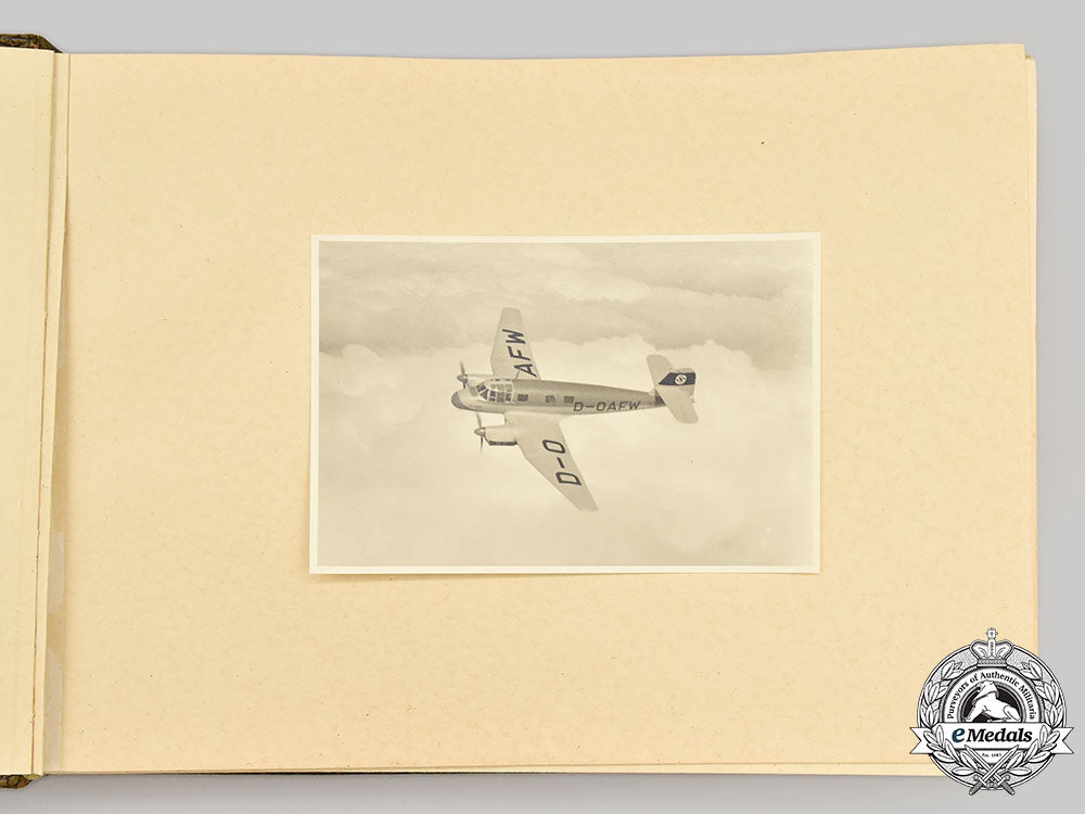 germany,_luftwaffe._a_photo_album_depicting_high_officials_inspecting_a_prototype_aircraft,_hermann_göring_collection_l22_mnc4681_286_1