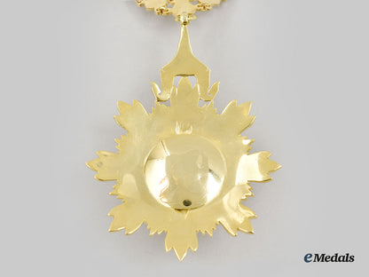 cambodia,_kingdom(_post1993)._medal_of_national_merit,_collar_chain_with_pendant,_modern_issue_l22_mnc4691_404