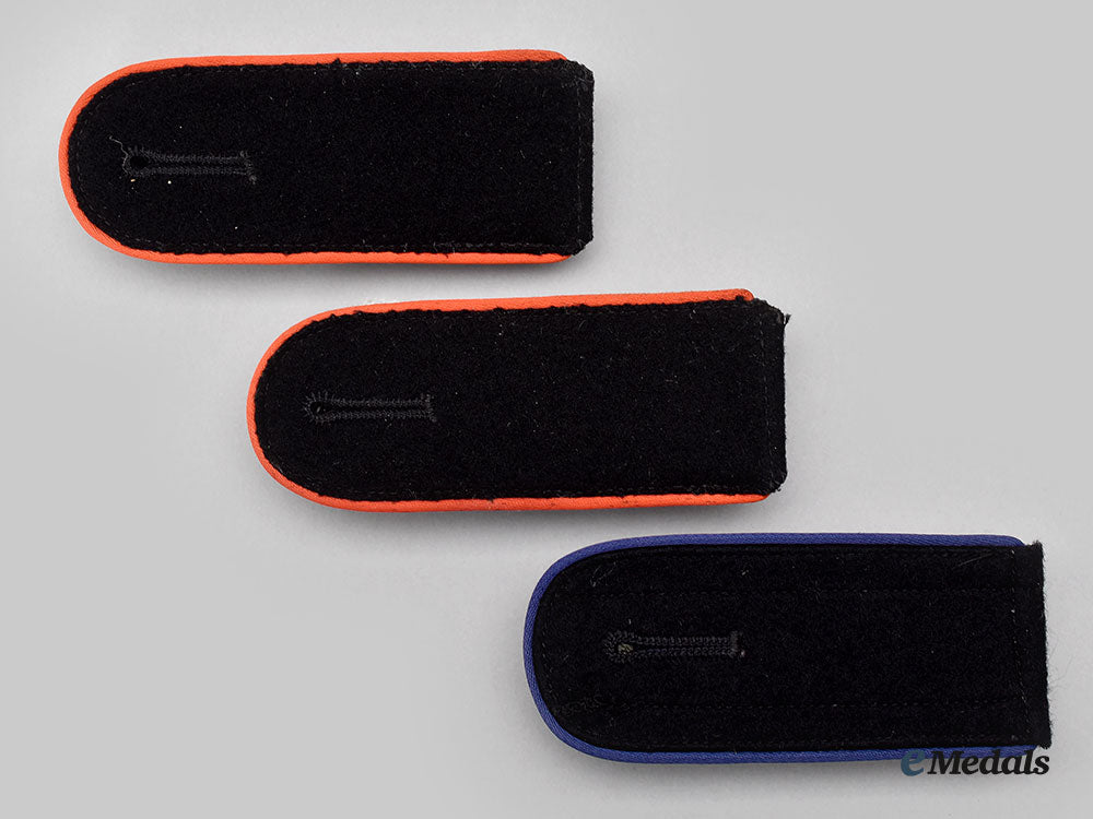 germany,_ss._a_lot_of_mint_waffen-_ss_shoulder_straps_l22_mnc4712_509_1_1_1