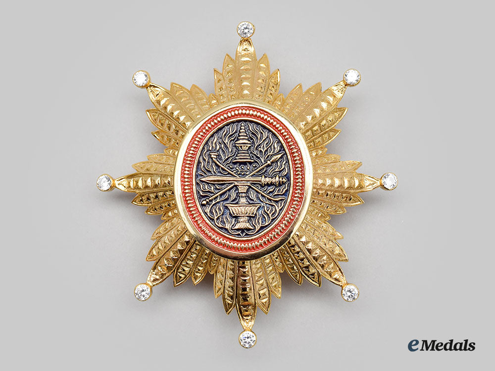 cambodia,_kingdom(_post1993)._royal_order_of_cambodia,_i_class_grand_cross_set,_modern_issue_l22_mnc4730_422_1_1_1