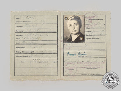 germany,_third_reich._a_lot_of_resettlement_documents_to_bukovina_german_theresie_blaho_l22_mnc4738_748_1