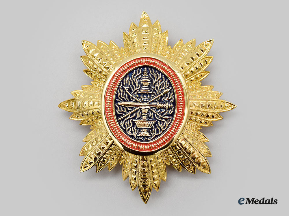 cambodia,_kingdom(_post1993)._a_royal_order_of_cambodia,_ii_class_grand_officer_set,_modern_issue_l22_mnc4747_436_1_2_1