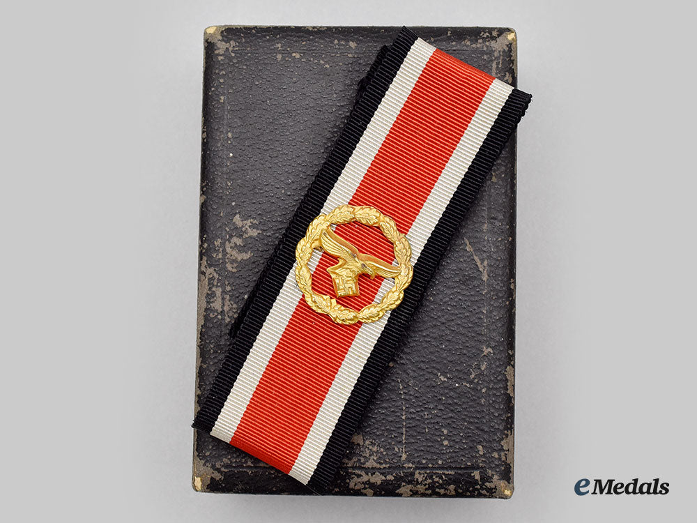 germany,_luftwaffe._a_rare_honour_roll_clasp,_with_case_l22_mnc4757_515