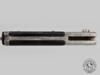 germany,_luftwaffe._a_commemorative_dress_bayonet,_by_weyersberg,_kirschbaum&_cie_l22_mnc4823_554_1_1_1