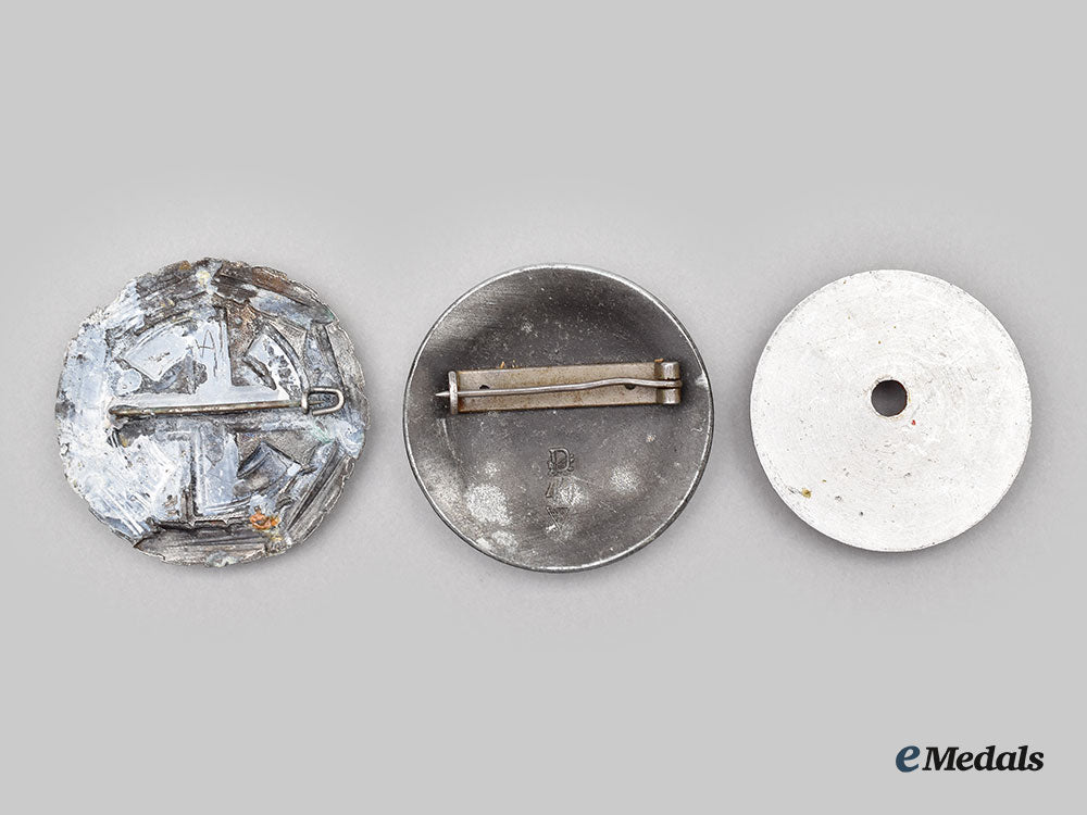 germany,_third_reich._a_mixed_lot_of_badges_l22_mnc4853_588