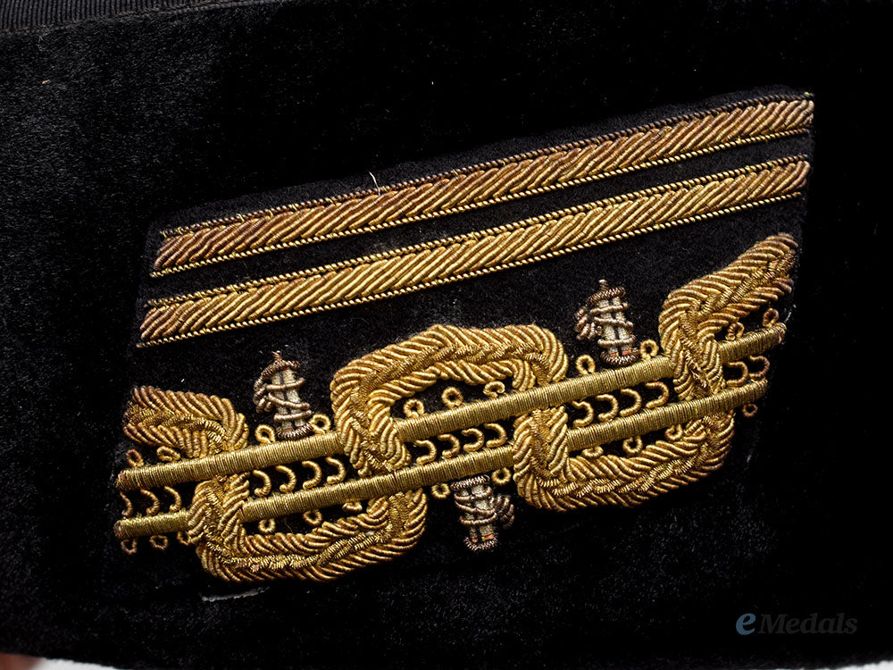 italy,_fascist_state._a_fez_of_galeazzo_ciano,_italian_foreign_minister_and_general_of_the_m.s.v.n_l22_mnc4870_484_1