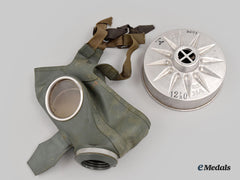 Germany, Rlb. A Vm40 Civil Defense Gas Mask
