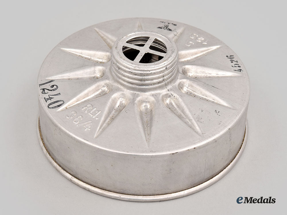 germany,_rlb._a_vm40_civil_defense_gas_mask_l22_mnc4900_586