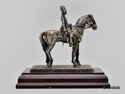 france,_i_empire._a_napoleon_bonaparte_sitting_upon_a_horse_statuette_l22_mnc4949_723_1