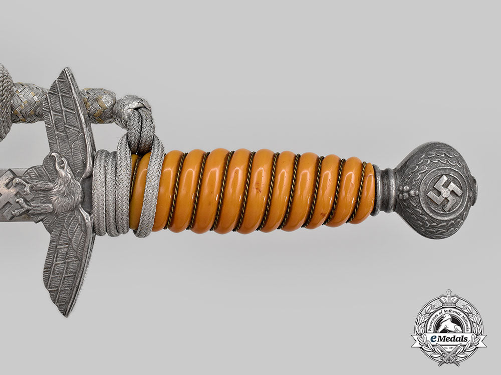 germany,_luftwaffe._an_officer’s_dress_dagger,_with_hanger,_by_f.w._höller_l22_mnc4962_646