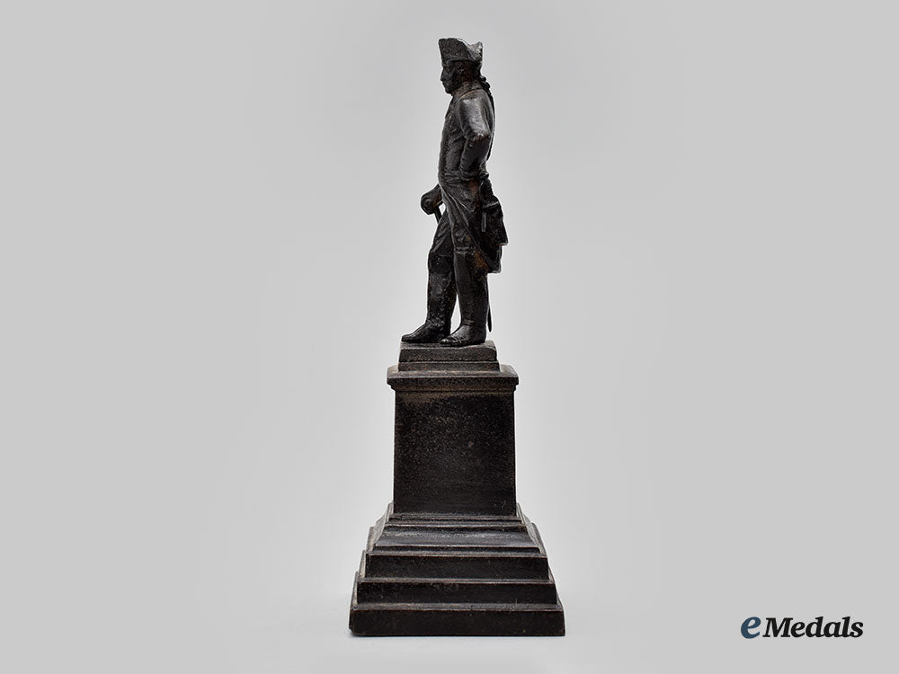 france,_i_empire._a_napoleon_bonaparte_pedestal_statuette_l22_mnc4962_731_1