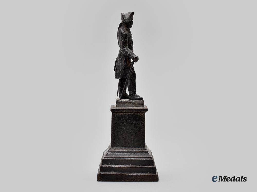 france,_i_empire._a_napoleon_bonaparte_pedestal_statuette_l22_mnc4963_732_1