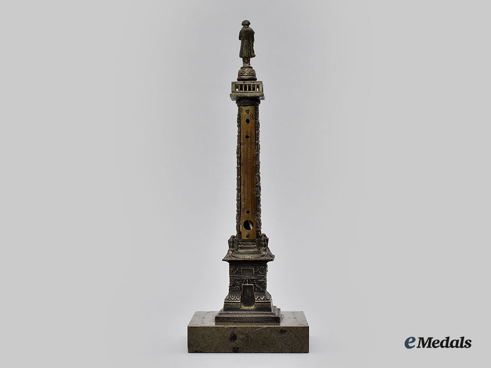 france,_i_empire._a_napoleon_standing_vendôme_column_statuette_l22_mnc4972_739_1_1