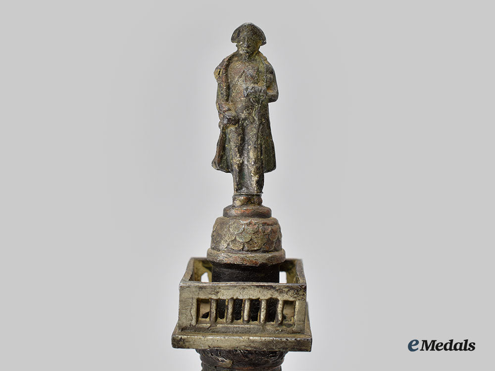 france,_i_empire._a_napoleon_standing_vendôme_column_statuette_l22_mnc4975_741_1_1
