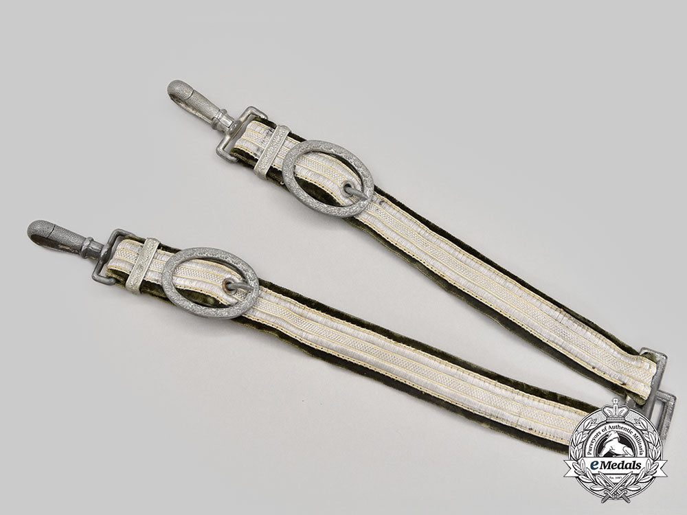 germany,_heer._an_officer’s_dress_dagger,_with_hanger,_by_carl_eickhorn_l22_mnc5007_676
