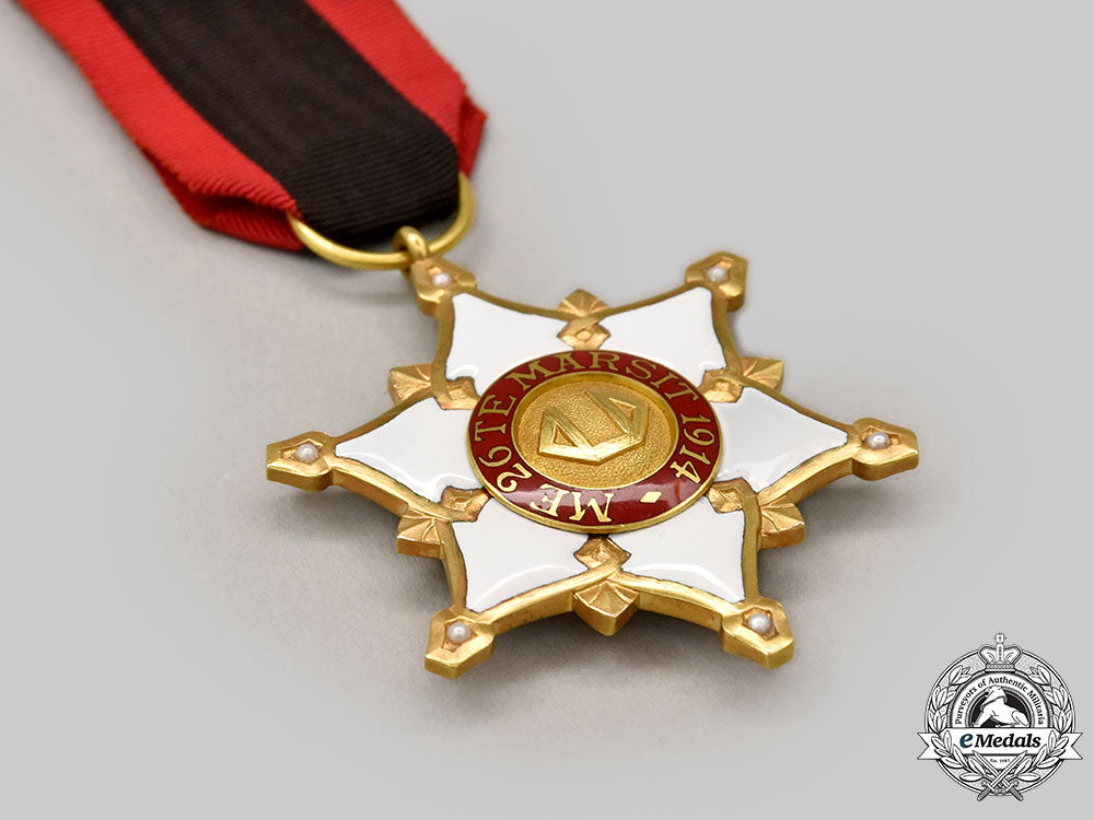 albania,_principality._an_order_of_the_black_eagle,_a_rare_special_grade_with_pearls,1914_l22_mnc5028_873_1