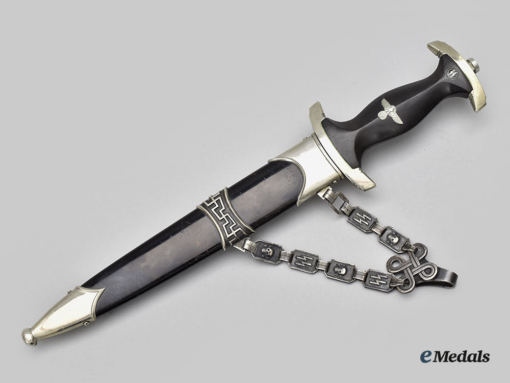 germany,_ss._a_model1936_chained_service_dagger,_owner-_attributed_example_l22_mnc5093_537_1