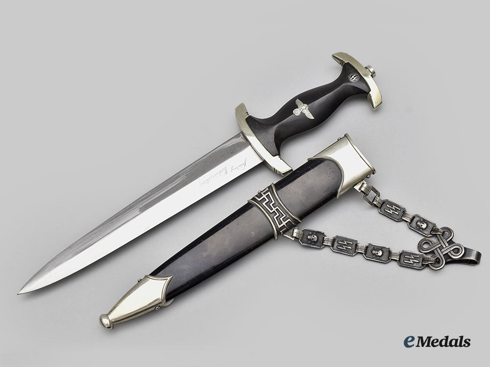 germany,_ss._a_model1936_chained_service_dagger,_owner-_attributed_example_l22_mnc5094_538_1