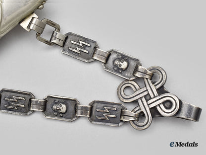 germany,_ss._a_model1936_chained_service_dagger,_owner-_attributed_example_l22_mnc5095_539_1