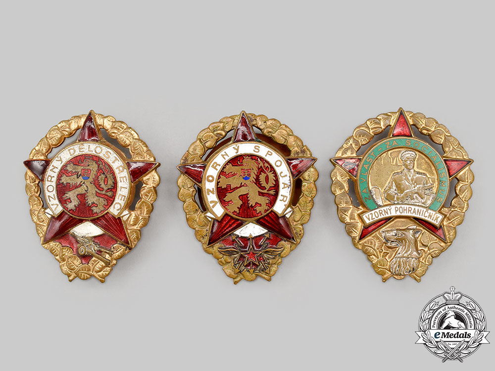 czechoslovakia,_republic._three_army_proficiency_badges_l22_mnc5134_464_1