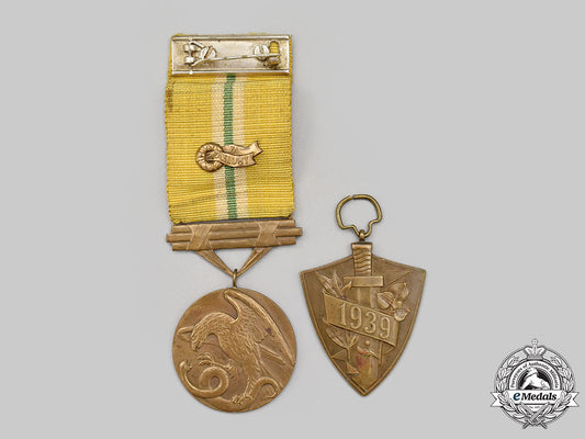 slovakia,_independent_state._two_second_war_medals_l22_mnc5146_470