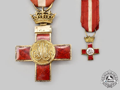 spain,_facist_state._an_order_of_military_merit,_cross_with_red_distinction,_fullsize_and_miniature_l22_mnc5156_475