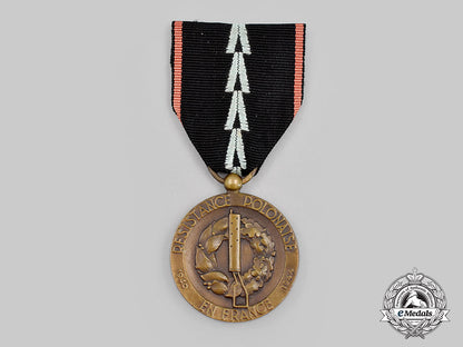 poland,_ii_republic;_france,_iii_republic._a_medal_of_the_polish_resistance_in_france1940-1944_l22_mnc5165_769_1