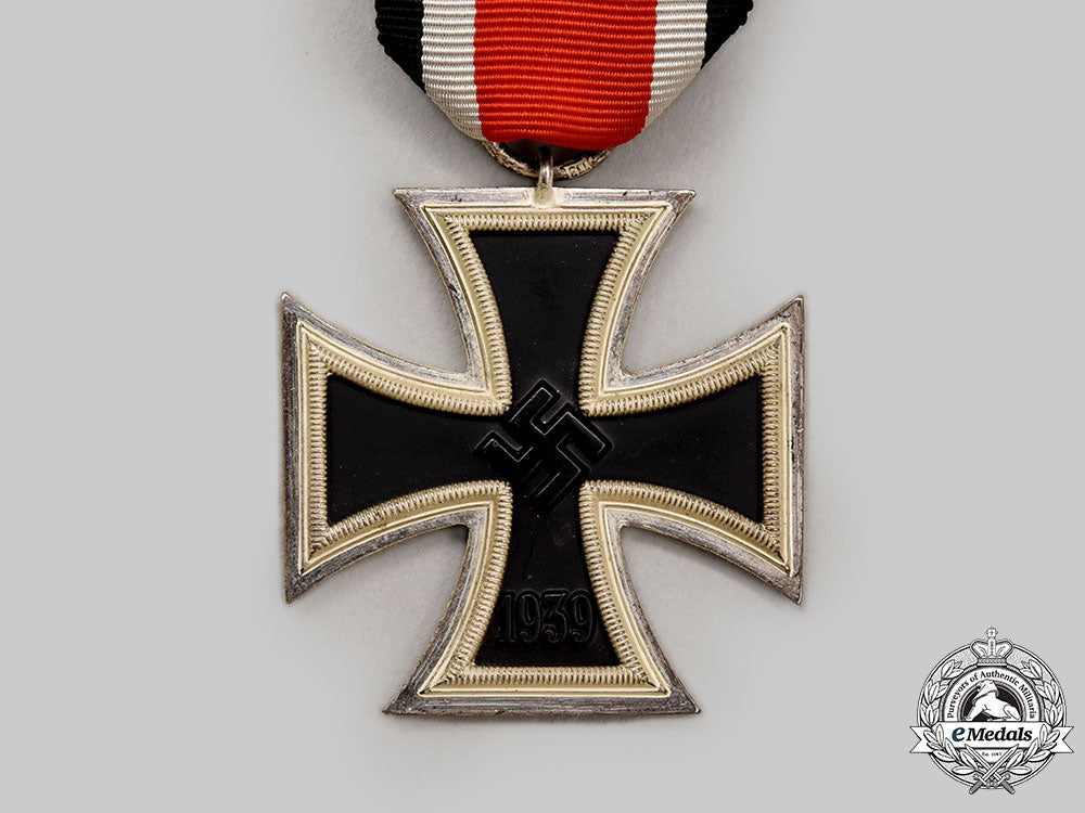germany,_wehrmacht._a_mint1939_iron_cross_ii_class,_by_hermann_aurich_l22_mnc5205_927