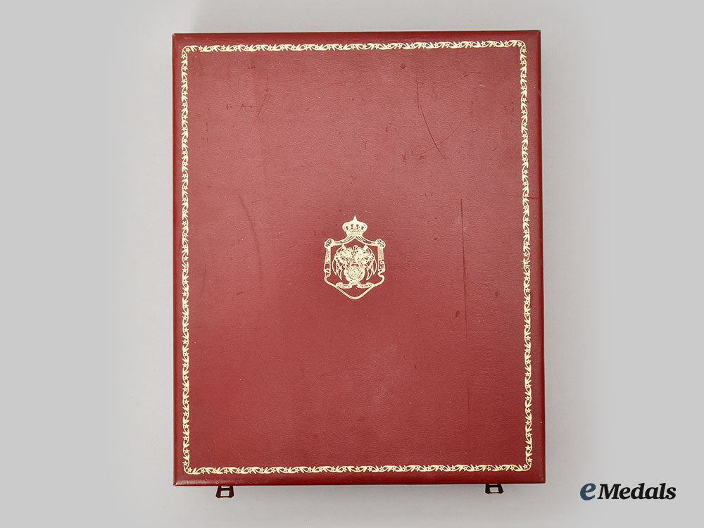 jordan,_hashemite_kingdom._an_order_of_independence,_i_class_grand_cordon_l22_mnc5311_654_1