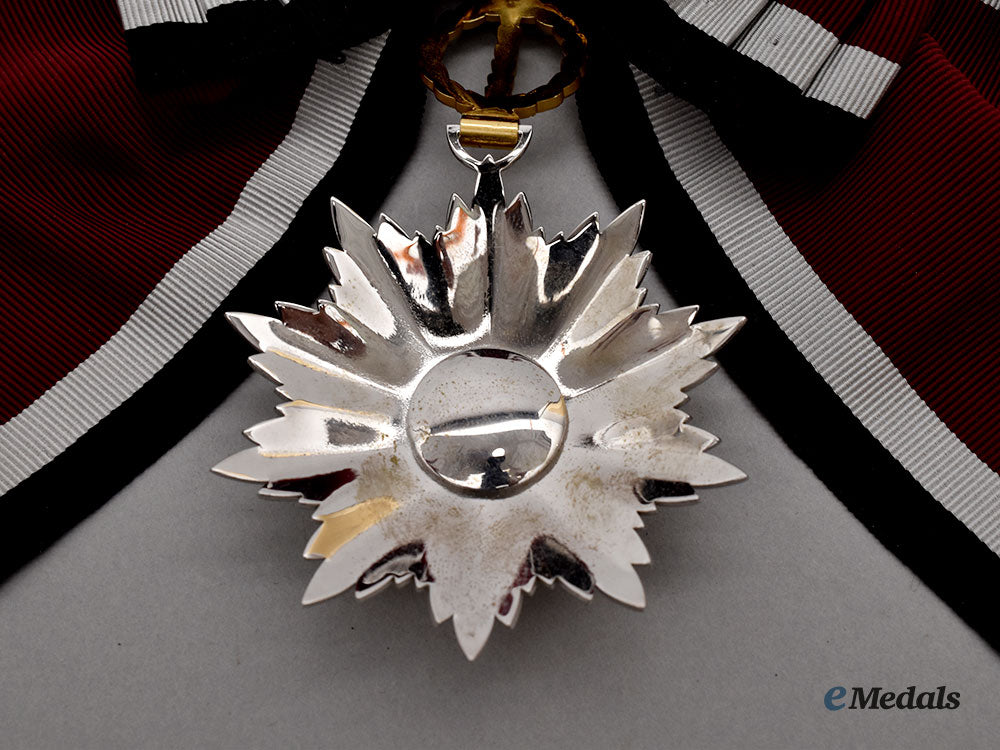 jordan,_hashemite_kingdom._an_order_of_independence,_i_class_grand_cordon_l22_mnc5324_659_1