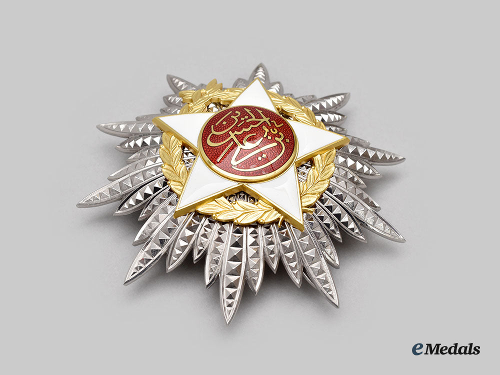 jordan,_hashemite_kingdom._an_order_of_independence,_i_class_grand_cordon_l22_mnc5327_661_1