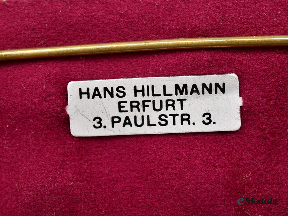 germany,_imperial._a_medal_bar_to_a_first_world_war_combatant_with_eastern_front_service,_by_hans_hillmann_l22_mnc5364_582