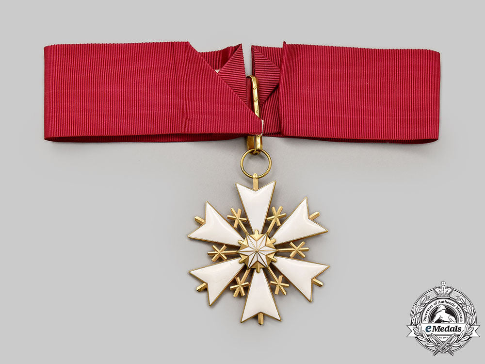 estonia,_republic._an_order_of_the_white_star,_iii_class_cross,_cased,_c.1995_l22_mnc5400_998_1_1_1_1_1_1_1