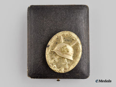 Germany, Wehrmacht. A Rare Gold Grade Wound Badge, With Case, By The Vienna Mint
