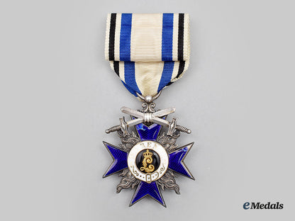 bavaria,_kingdom._an_order_of_military_merit,_iv_class_cross_with_swords_l22_mnc5470_953