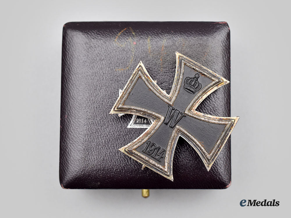 germany,_imperial._a1914_iron_cross_i_class,_with_case,_by_carl_dillenius_l22_mnc5520_980