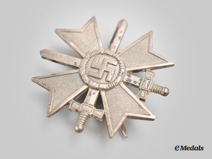 germany,_wehrmacht._a_war_merit_cross_i_class_with_swords_and_case,_by_wilhelm_deumer_l22_mnc5534_918