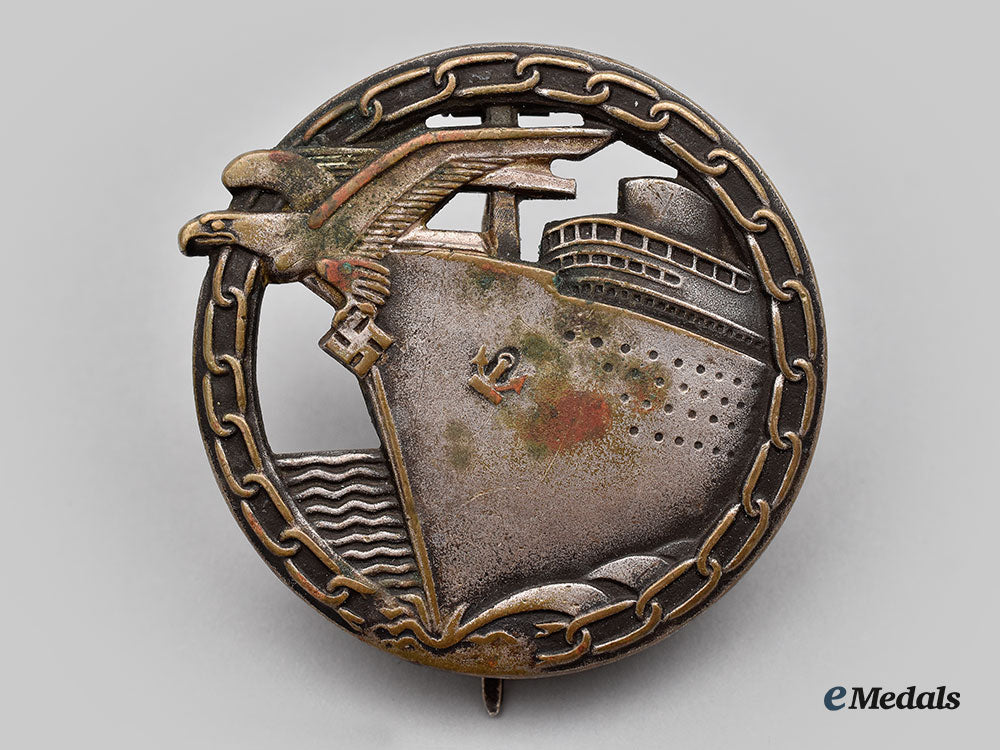 germany,_kriegsmarine._a_blockade_runner_badge,_by_schwerin_l22_mnc5564_844