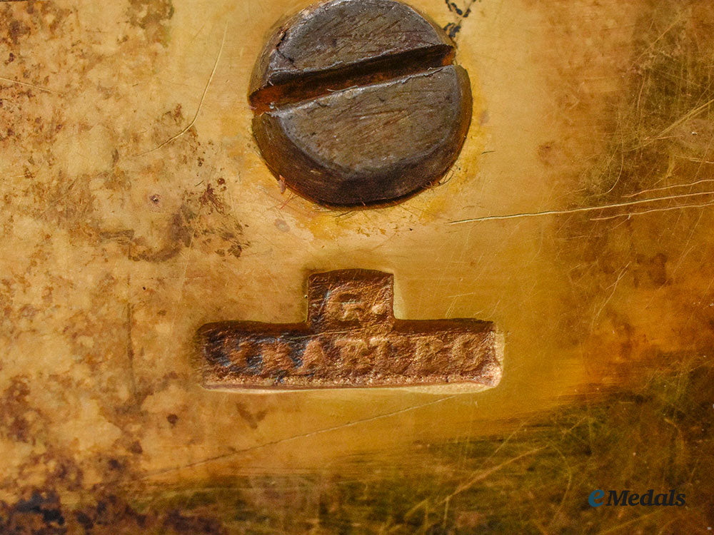 spain,_kingdom._a_military_body_of_justice,_star_of_honour_for_chief_judge,_in_gold,_by_g._yraburo_l22_mnc5567_914