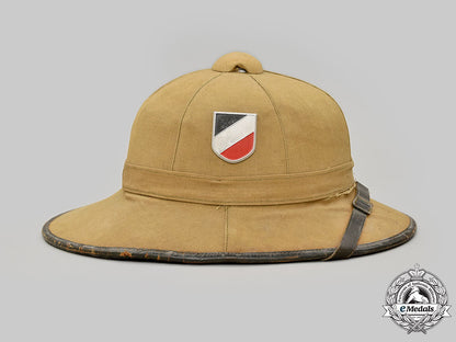germany,_heer._a_tropical_pith_helmet,_first_pattern_l22_mnc5581_689